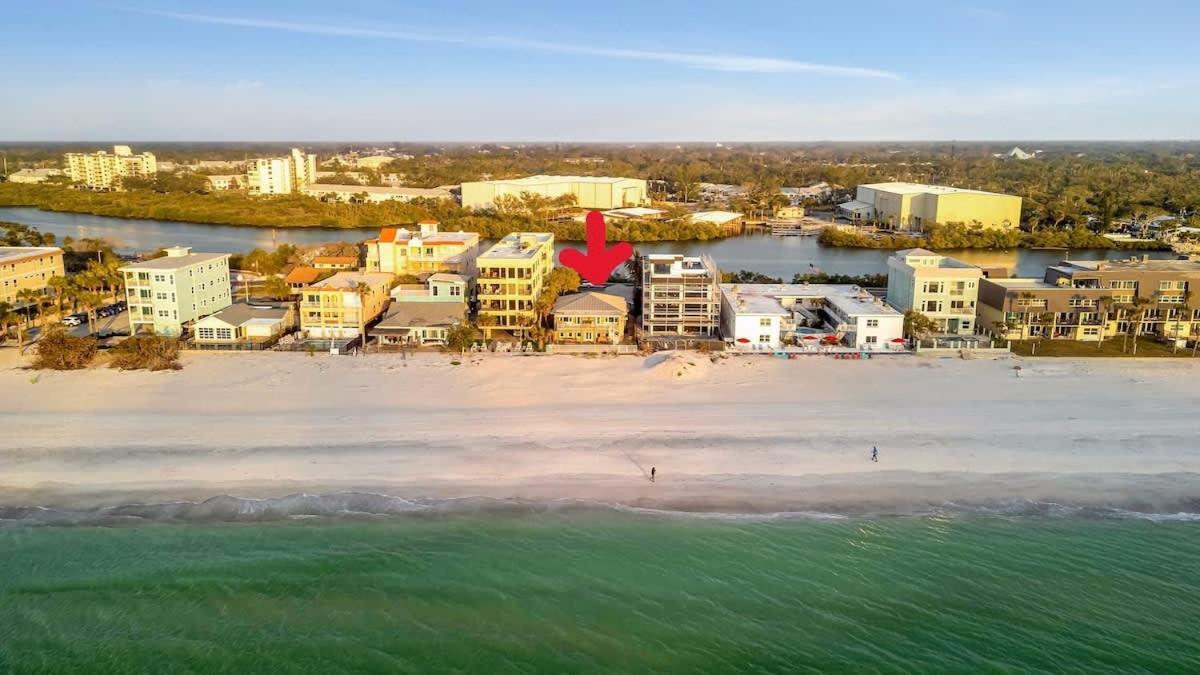 Stones Throw Beachside Bungalow #1 On The Beach Clearwater Beach Ngoại thất bức ảnh